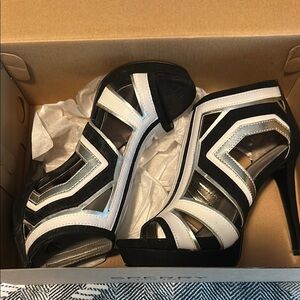 Carlos by Carlos Santana Black and White Geometric Heels